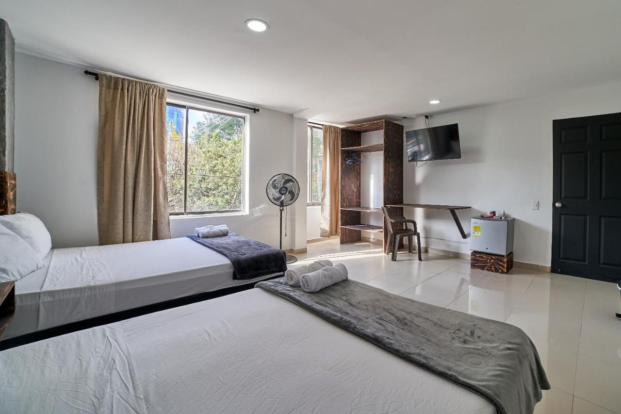 Farum Hotel Medellin Exterior photo